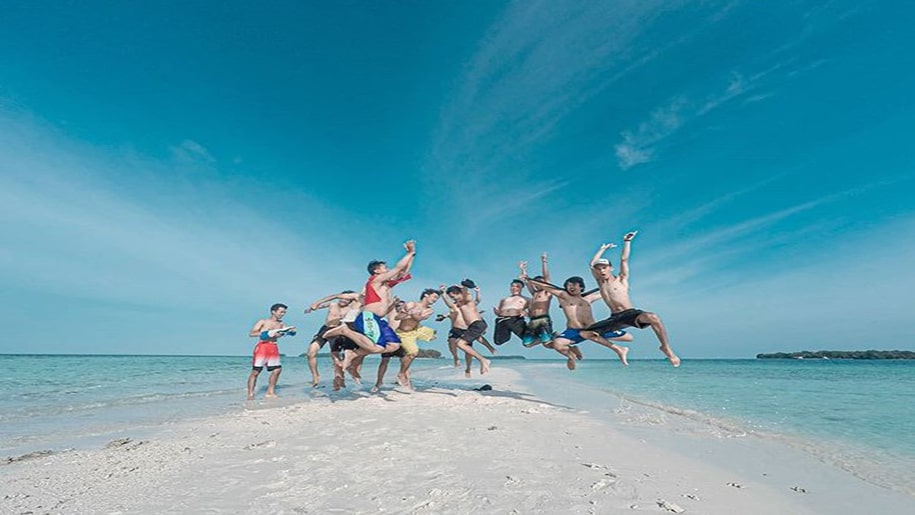 Berkunjung Tanpa Merogoh Kocek: Panduan Liburan Hemat Bersama Sahabat